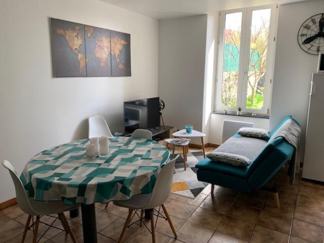 Scey-sur-Saone-et-Saint-Albin Tres Bel Appartement Avec Jardin Et Jacuzzi מראה חיצוני תמונה